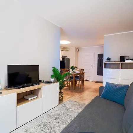 Astrid - Rodzinny 2pok Ap Blisko Morza Parking, Basen Z Sauna W Cenie