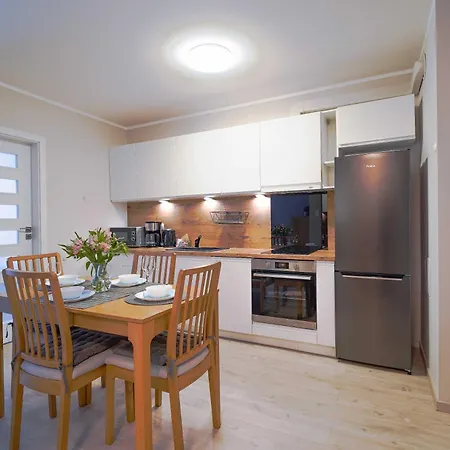 Astrid - Rodzinny 2pok Ap Blisko Morza Parking, Basen Z Sauna W Cenie Kolobřeh