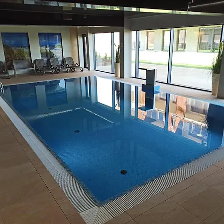 Astrid - Rodzinny 2pok Ap Blisko Morza Parking, Basen Z Sauna W Cenie Apartmán Kolobřeh